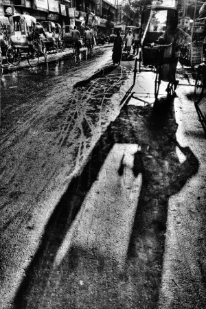 long shadow of cycle rickshaw