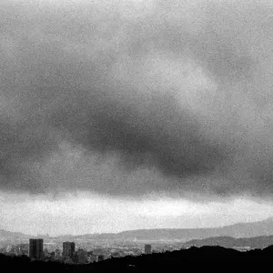 曇った台北の街並み