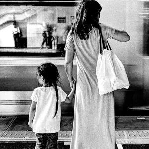 mother and girl on the platform