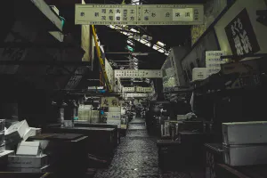 Deserted passage in Tsukiji Market