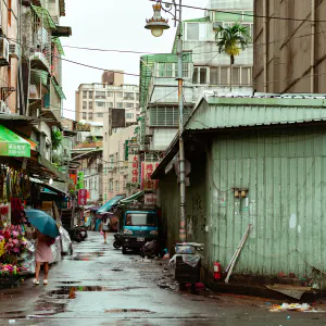 万華区の路地